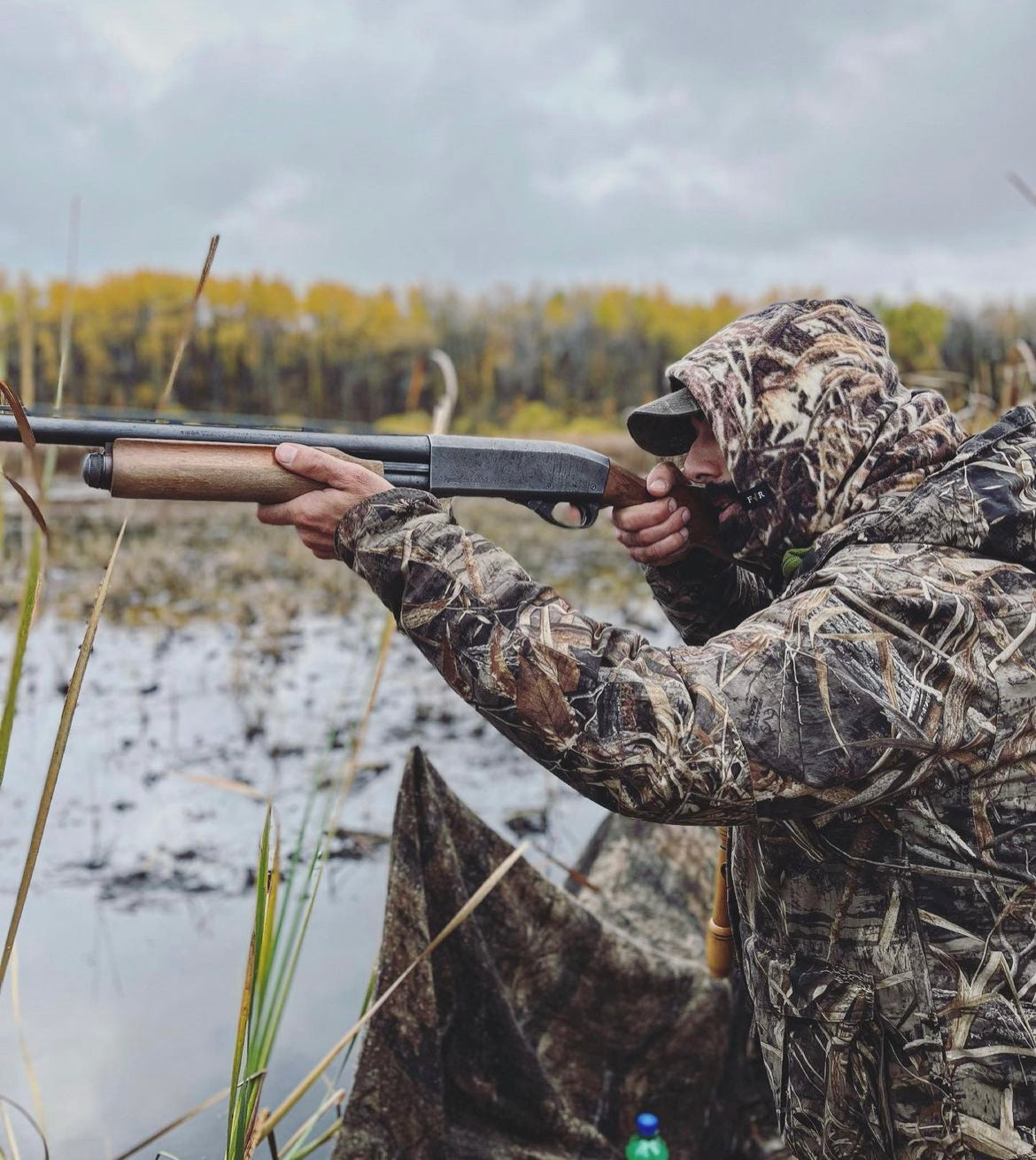 Camo Wetland Cattail Marshland 4pc kit (3) 20x12stencils and 1